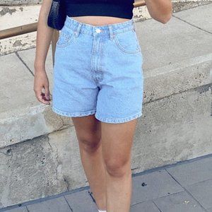 Zara/ denim mom shorts high rise 4